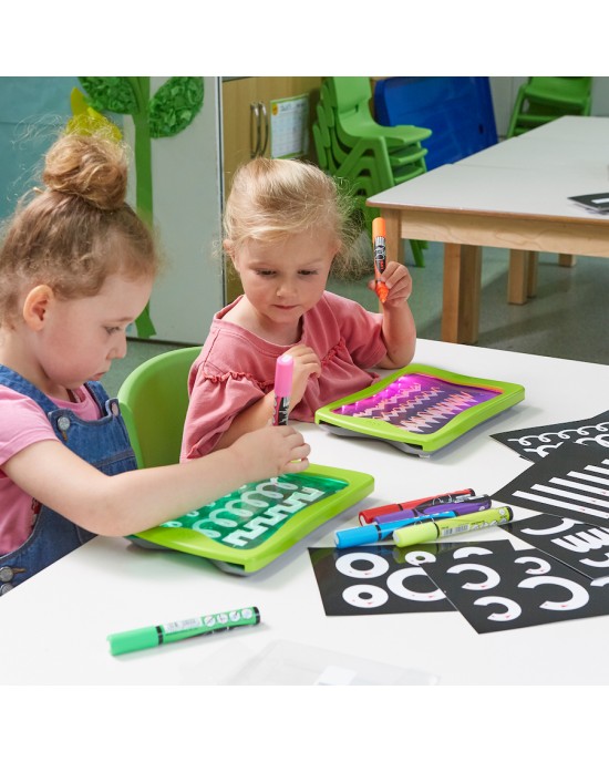 Mini Mark Making Boards & 6 Pens