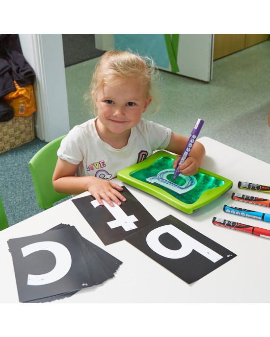 Mini Mark Making Boards & 6 Pens