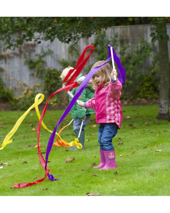 Holding Streamers